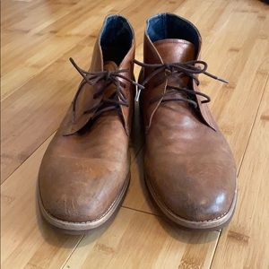ALDO 3-eyed Ankle Chukka Boots